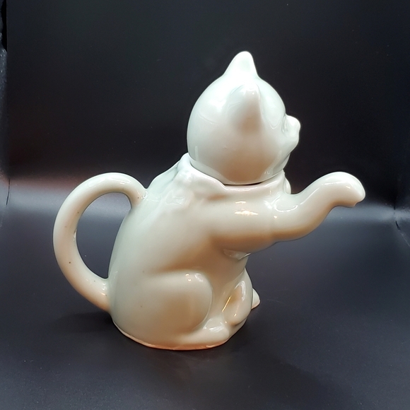 Caledon Green Glazed Cat Teapot - Picture 4 of 10